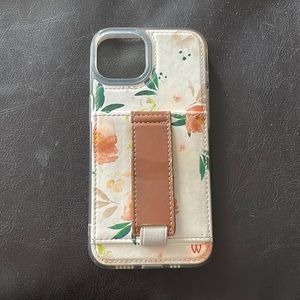 Walking case iPhone 13. Great used condition